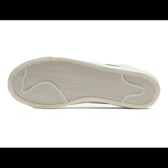 Nike Blazer Mid '77 Vintage BQ6806-104 Sizes - Picture 14 of 14